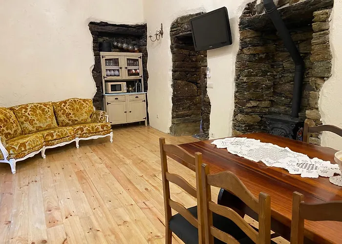 Riba Loivos Village - Casa C - T3 *